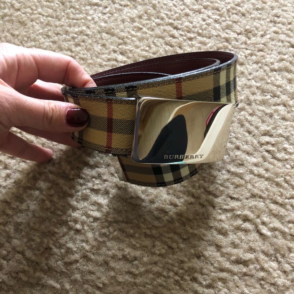 Authentic Burberry original check belt